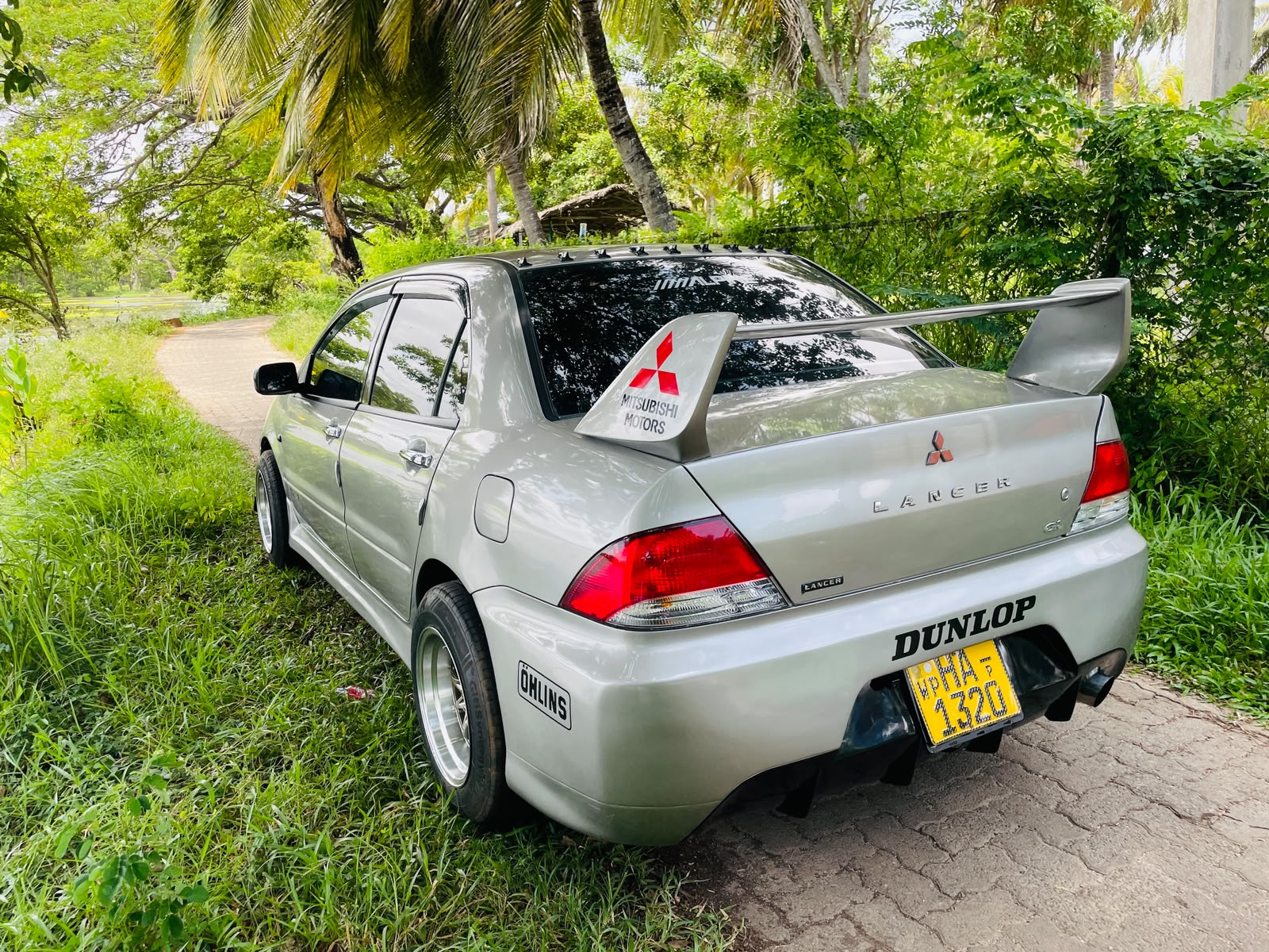 Mitsubishi Lancer 2002