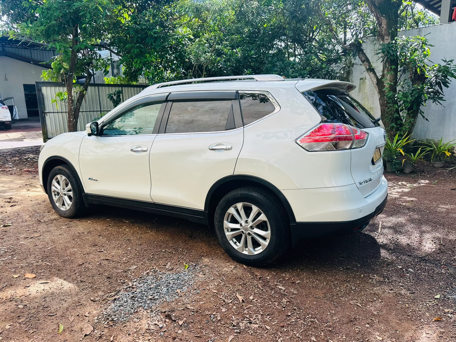 Nissan X-Trail 2015