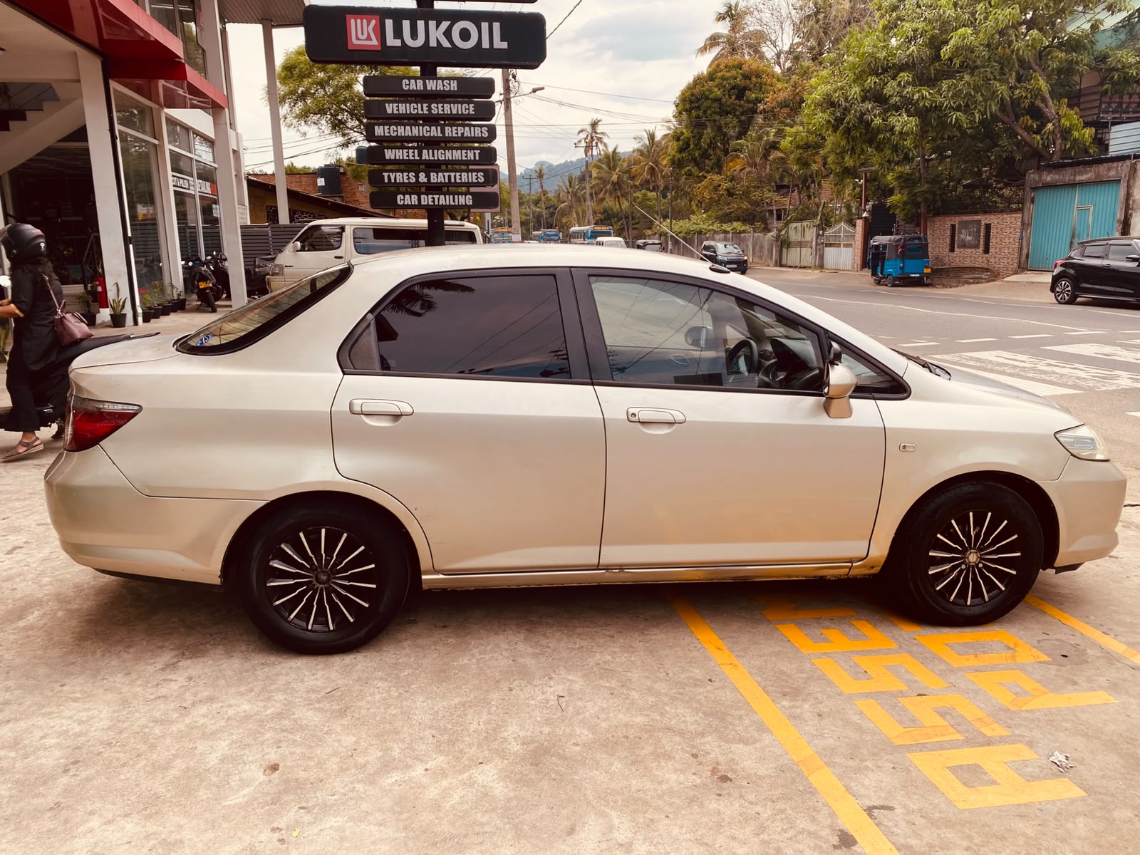 Honda Fit Aria 2006