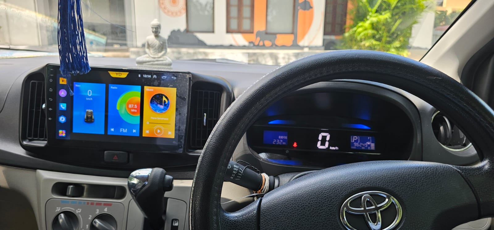 Toyota Pixis 2015