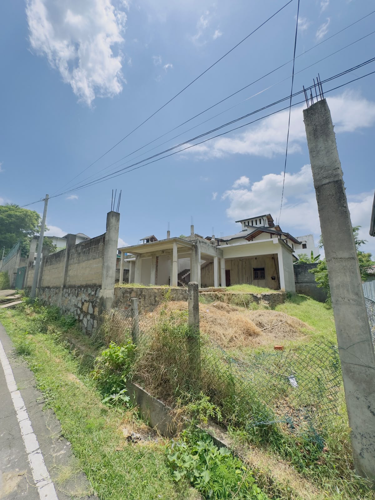 Land with House for Sale in Pallekele, Kandy