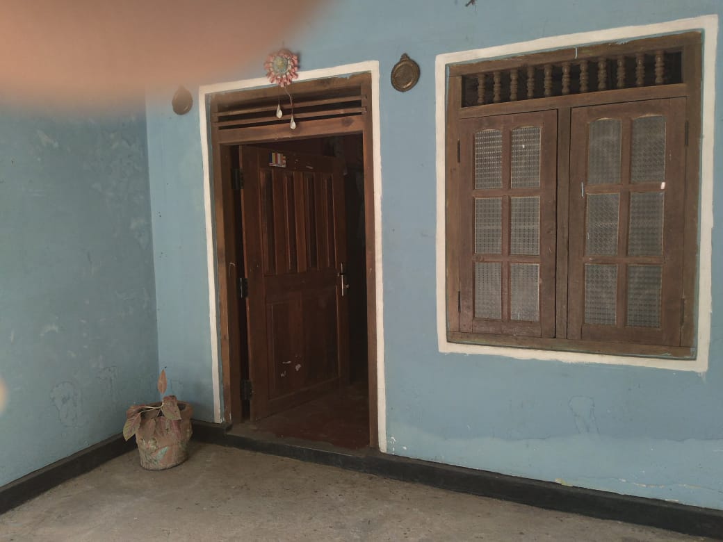 Land with House for Sale in Ampara