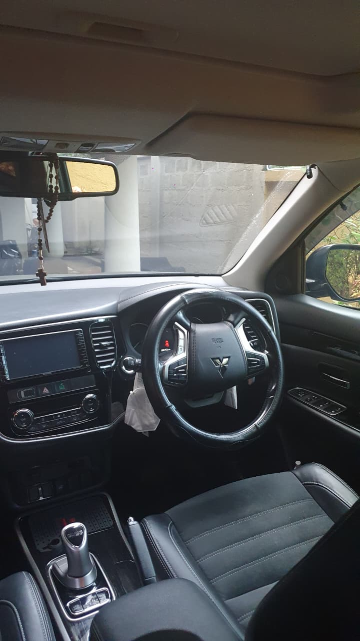 Mitsubishi Outlander 2015