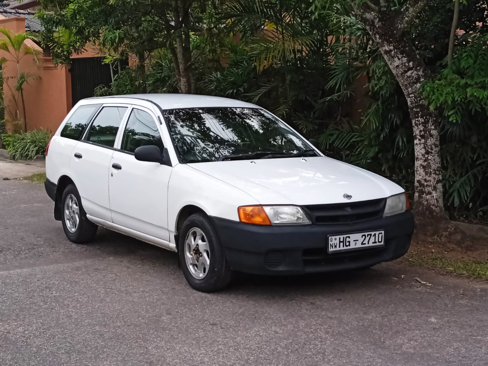 Nissan sunny ad wagon y11