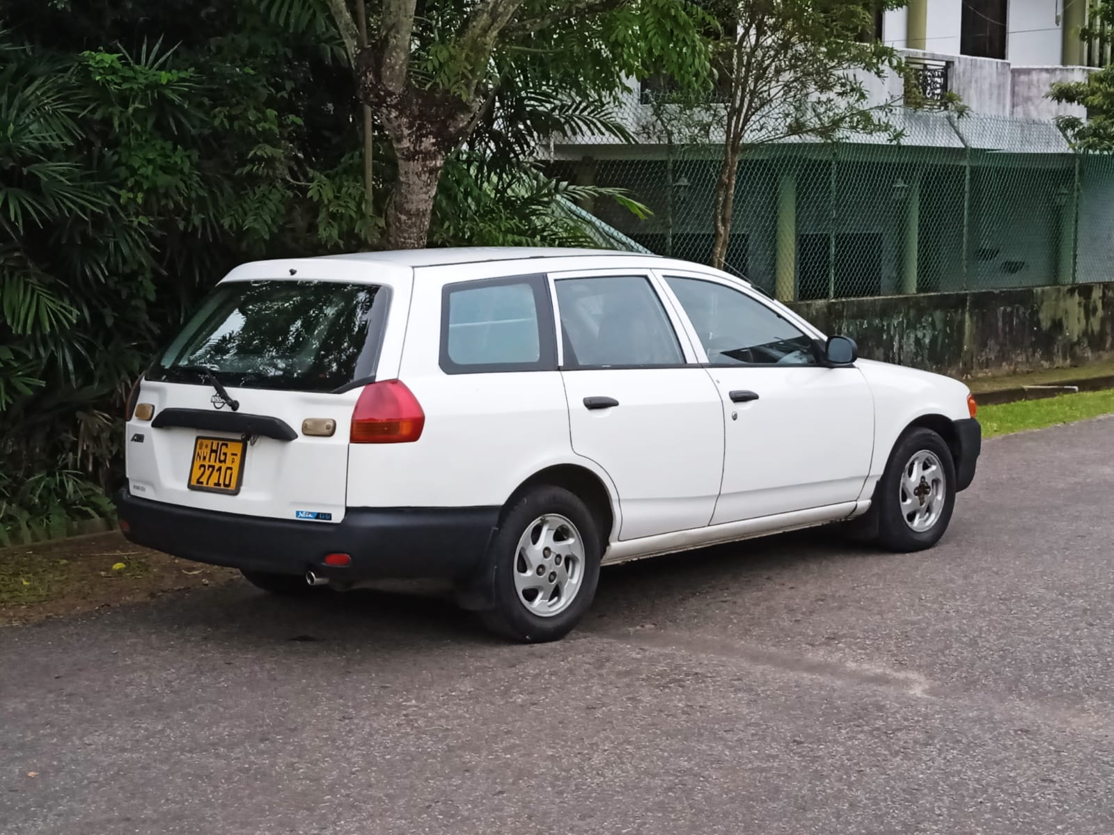 Nissan sunny ad wagon y11