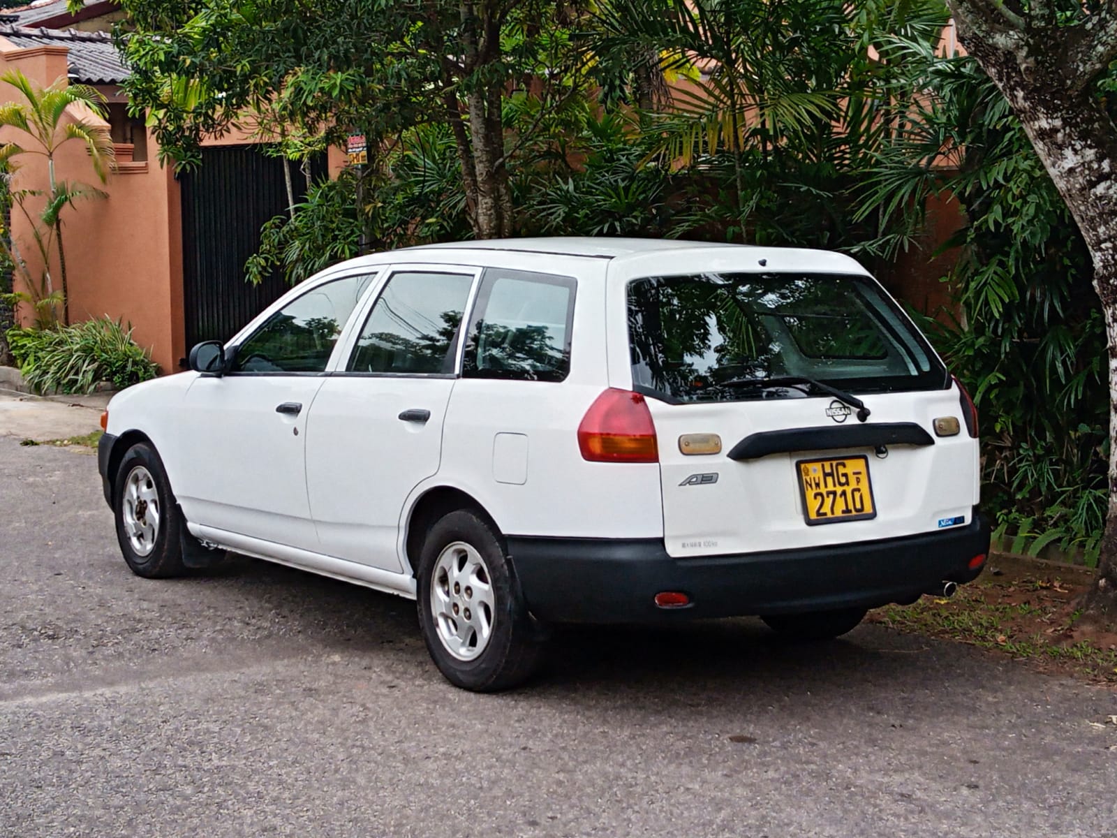 Nissan sunny ad wagon y11