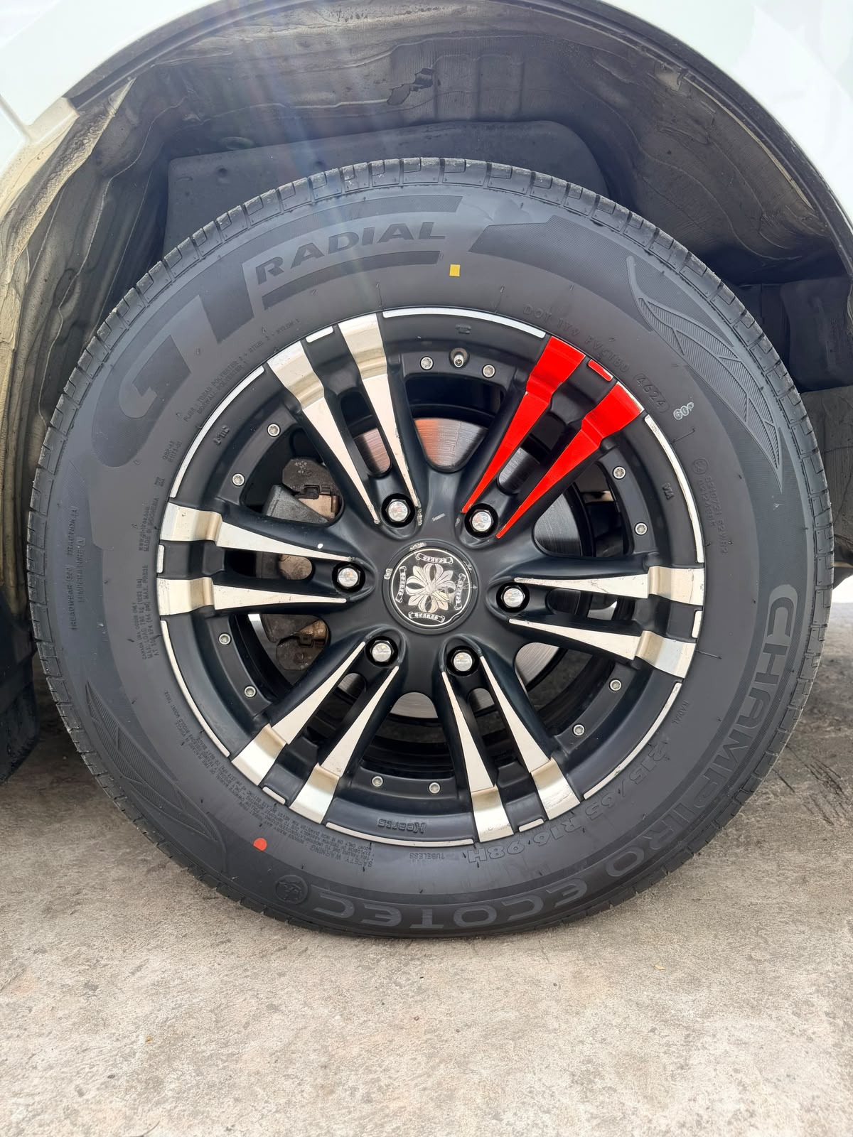 Toyota Hiace TRH 201 2016