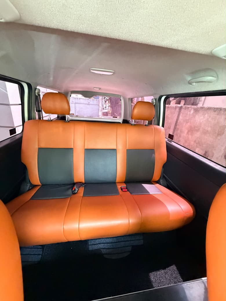 Toyota Hiace TRH 201 2016