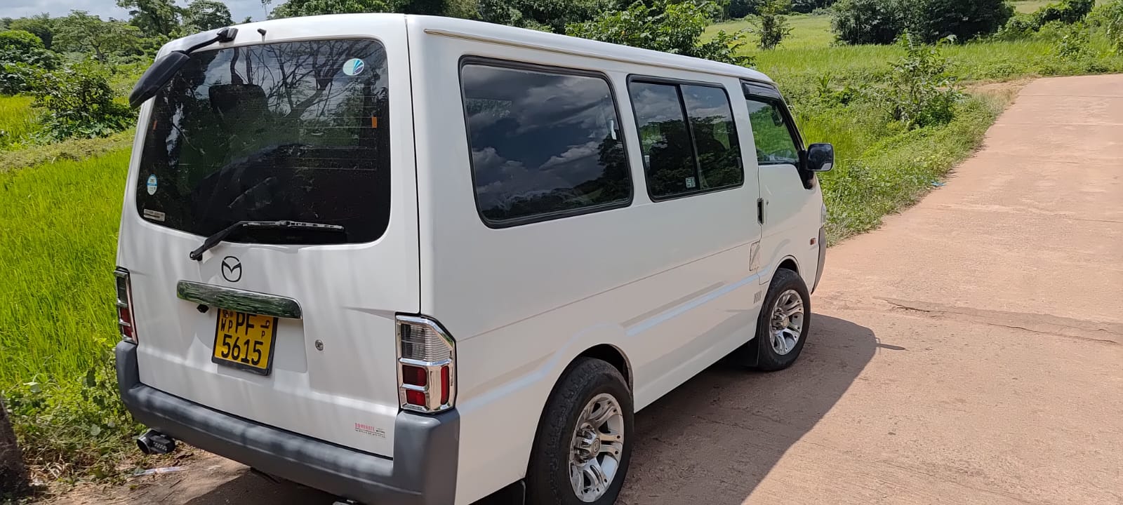 Mazda – Bongo 2011