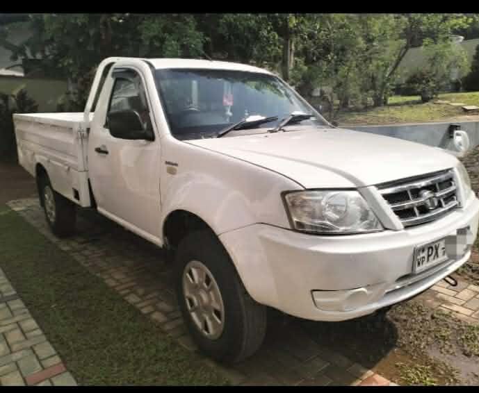 Tata Xenon 2014