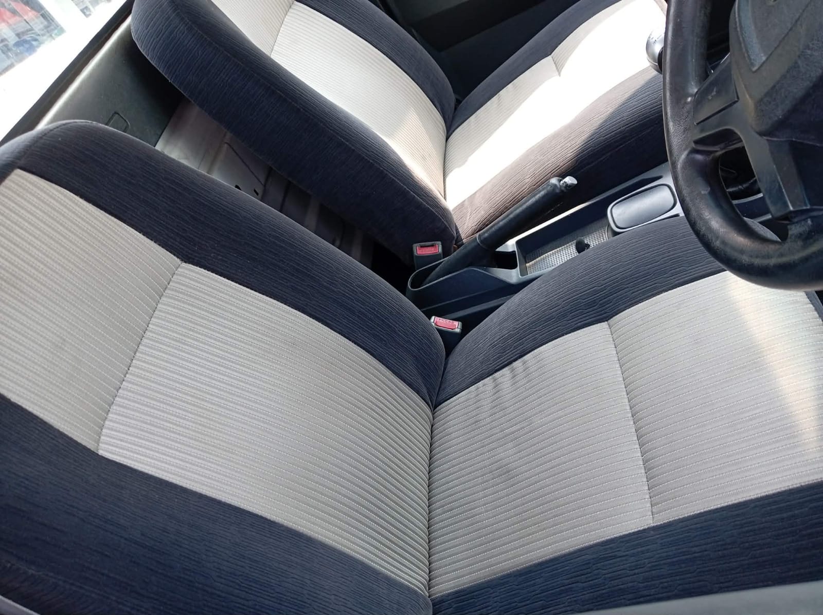 Tata Xenon 2014