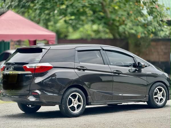Honda Fit Shuttle GP7 2018