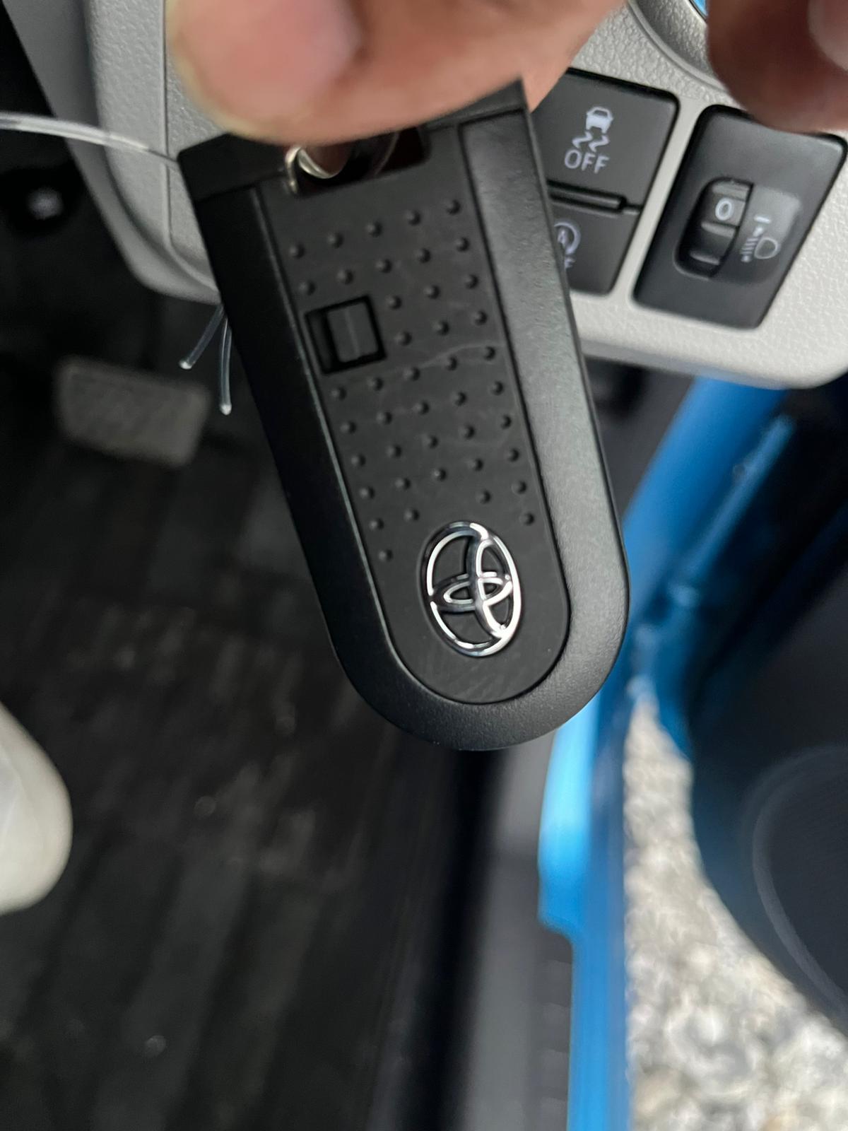 Toyota Pixis 2025