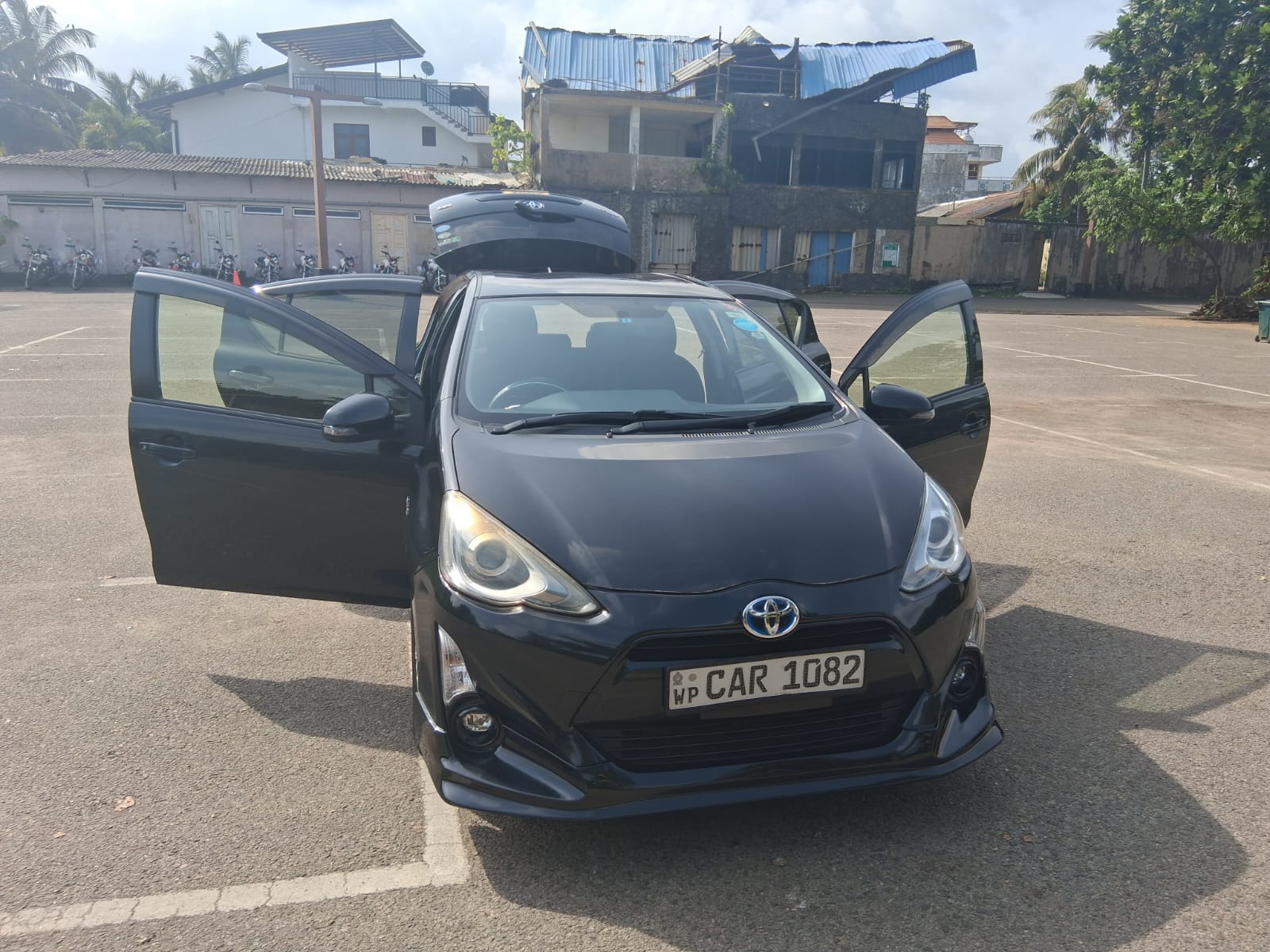 Toyota Aqua 2015