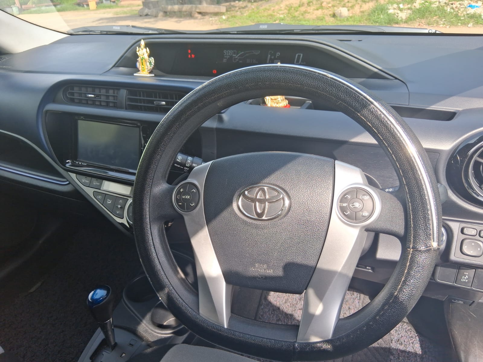 Toyota Aqua 2015