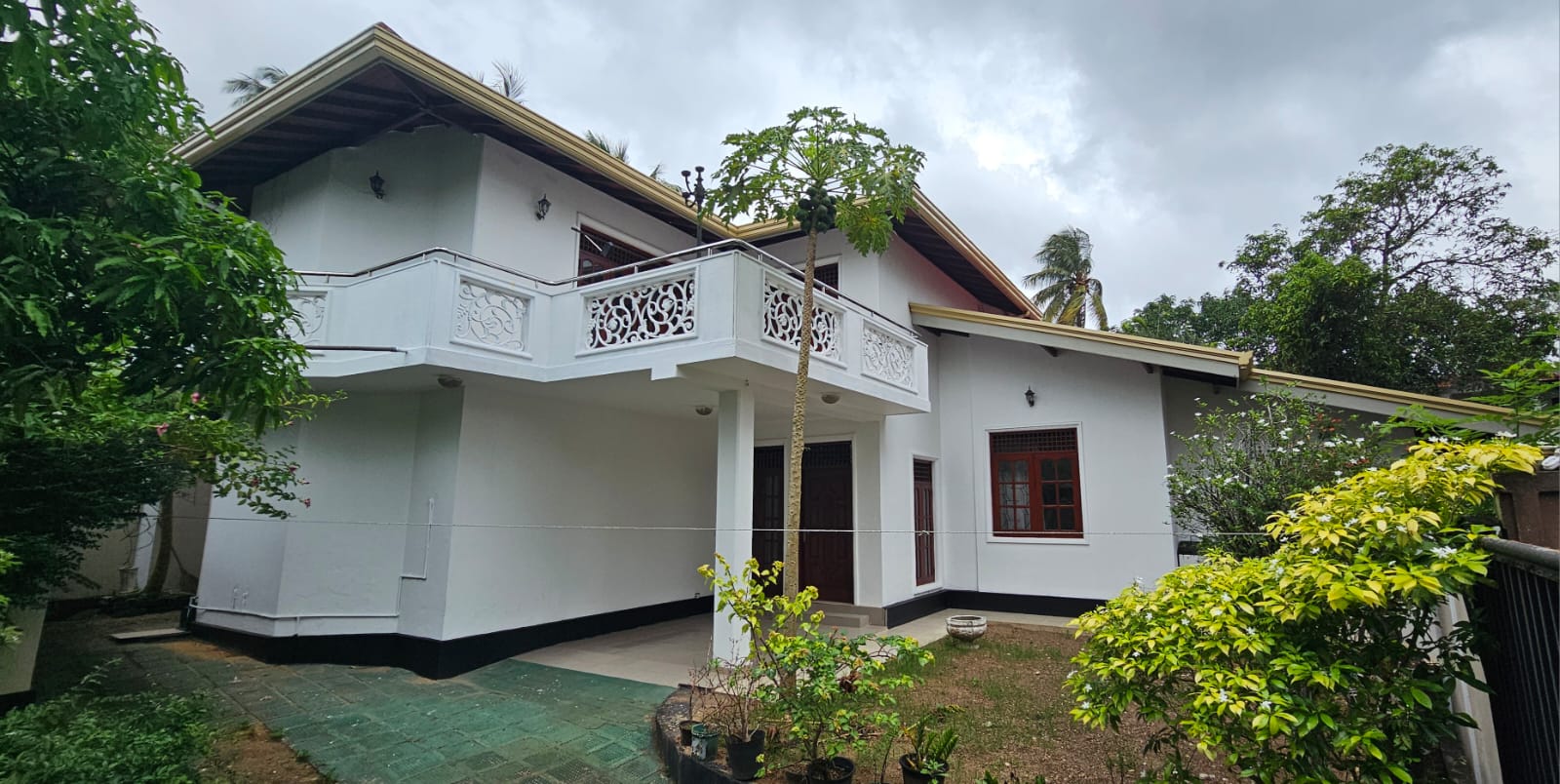 Villa-Type House for Sale in Kadawatha