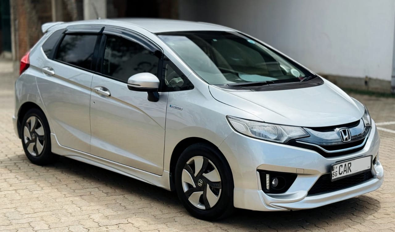 Honda Fit GP5 2015