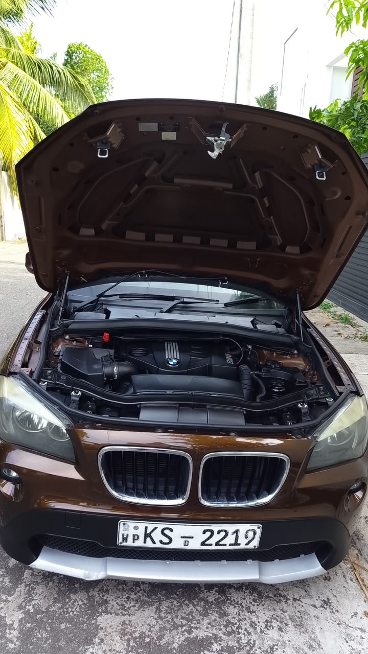 BMW X1 2011
