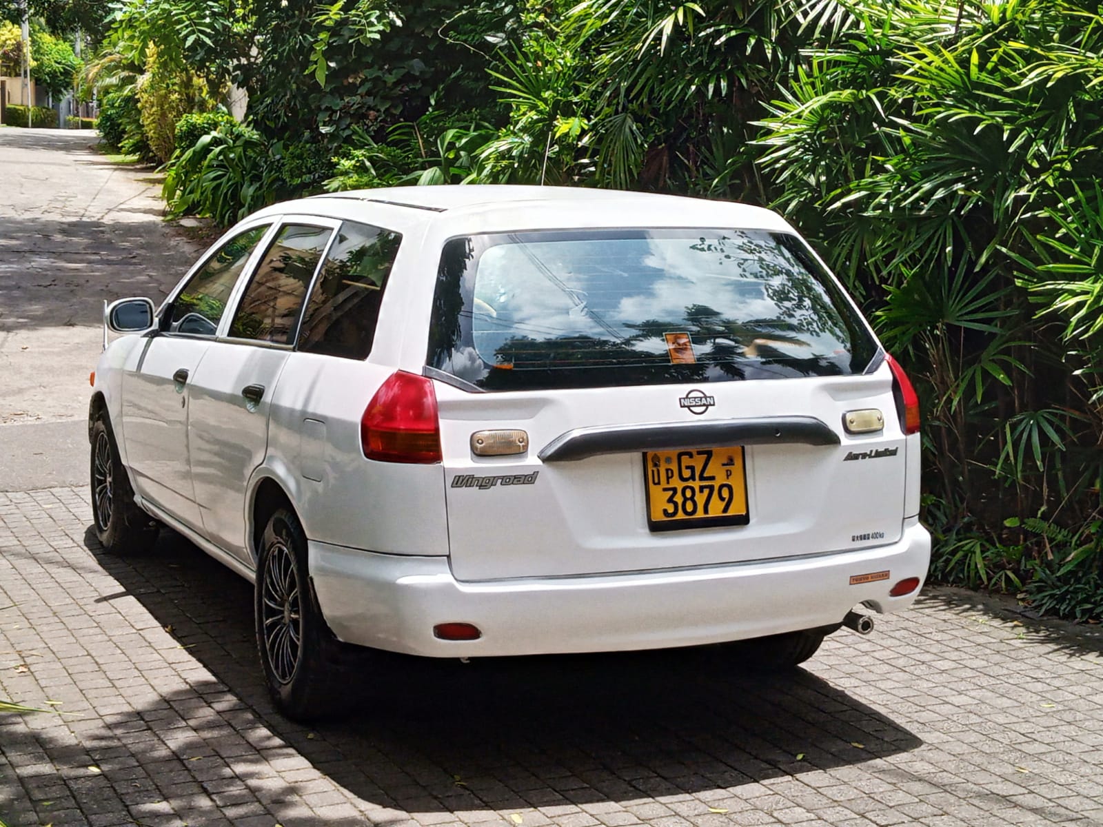 Nissan Sunny Ad Wagon Wingroad y11