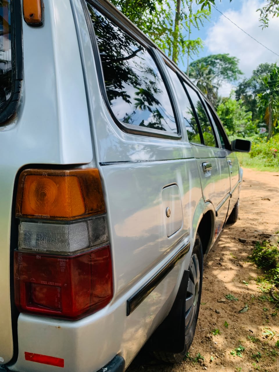 Nissan Sunny Wagon 1986