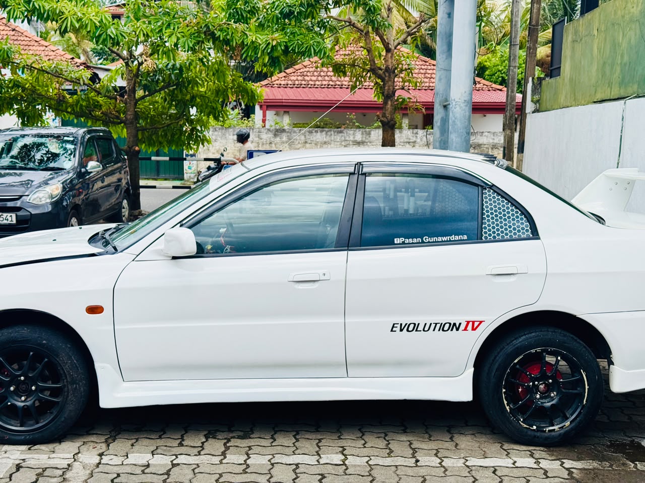 Mitsubishi Lancer 1999