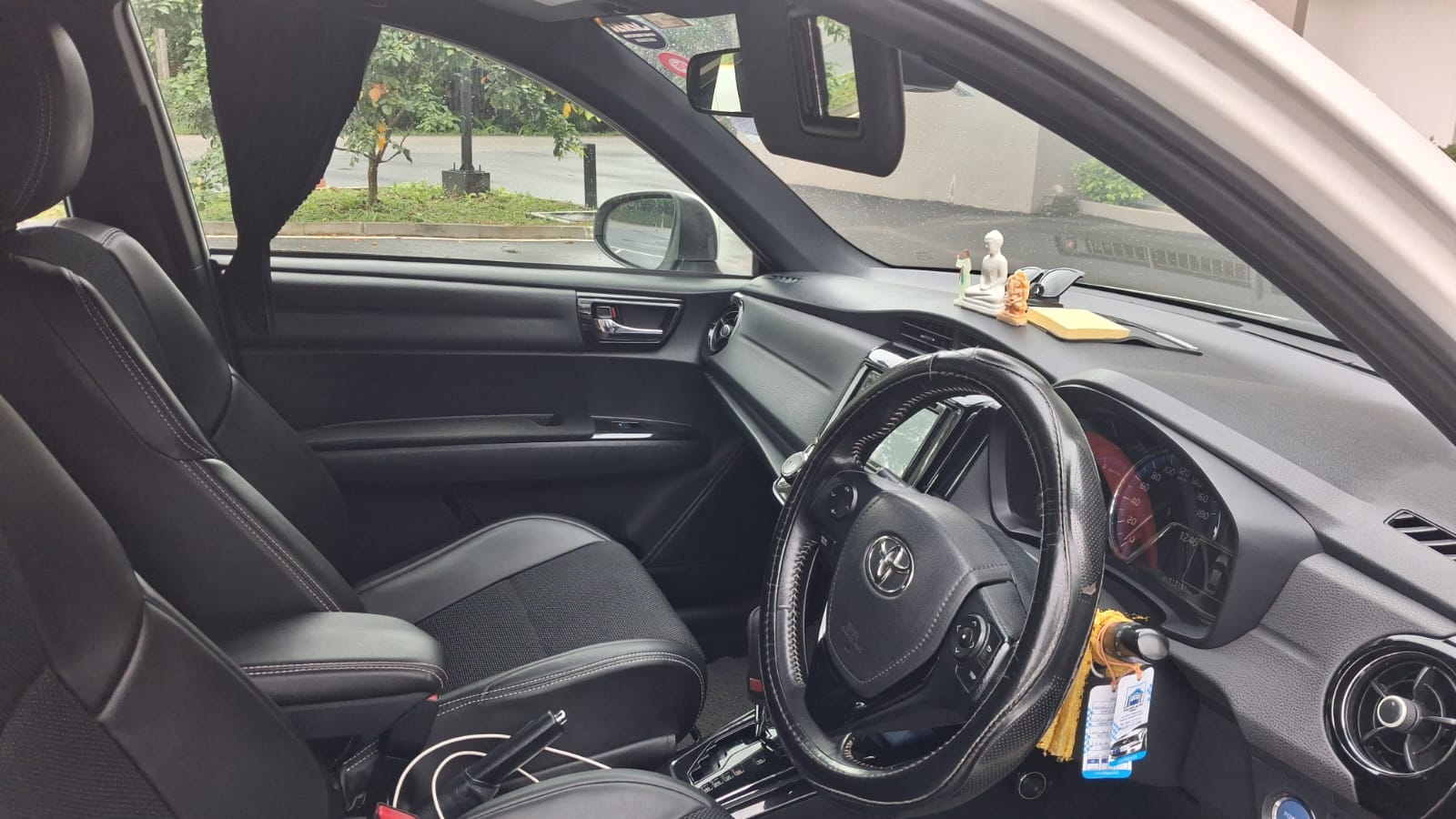 Toyota Axio WXB 2017