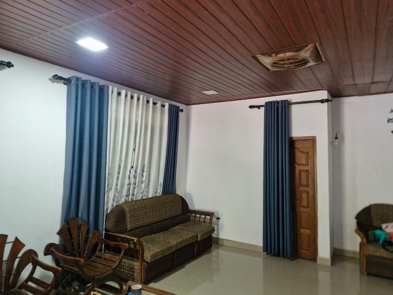 Modern Three Storey House with Land Sale – Badalkumbura