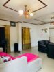 කුරැවිට නිවාස දෙකක් විකිණීමට