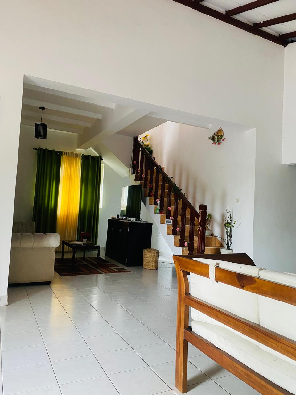 දෙමහල් නිවස විකිනිමට හොරණ
