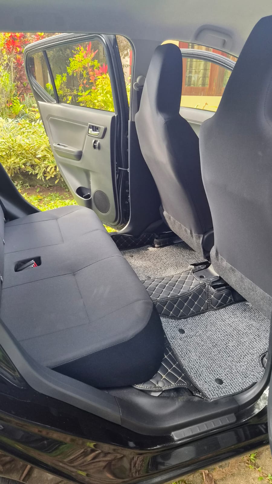 Daihatsu Mira 2025