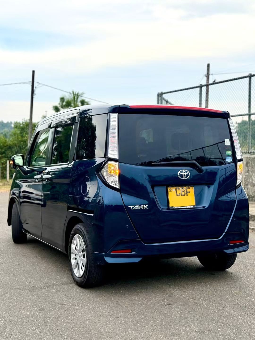 Toyota Tank 2018