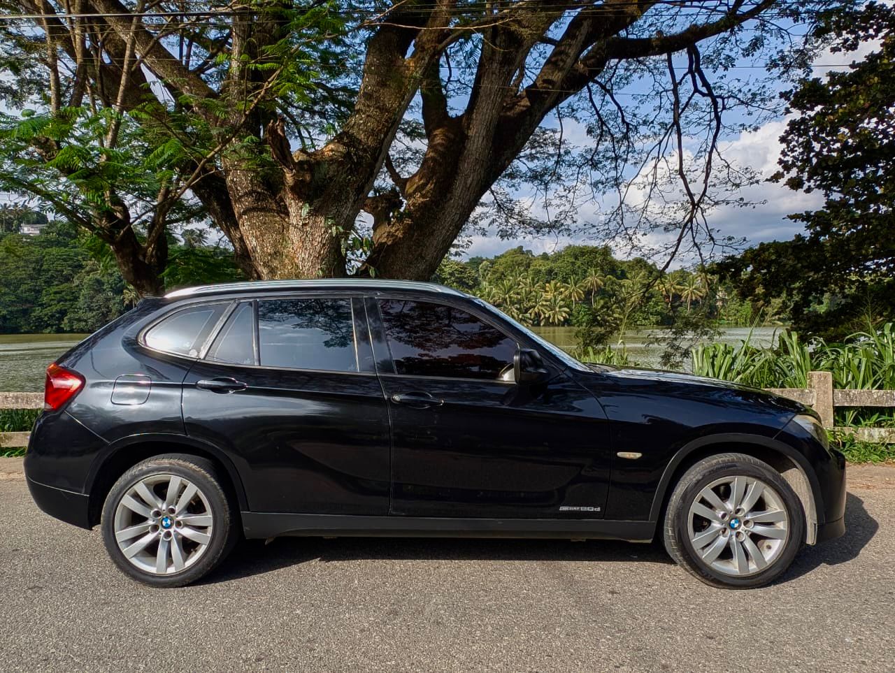 BMW X1 2011