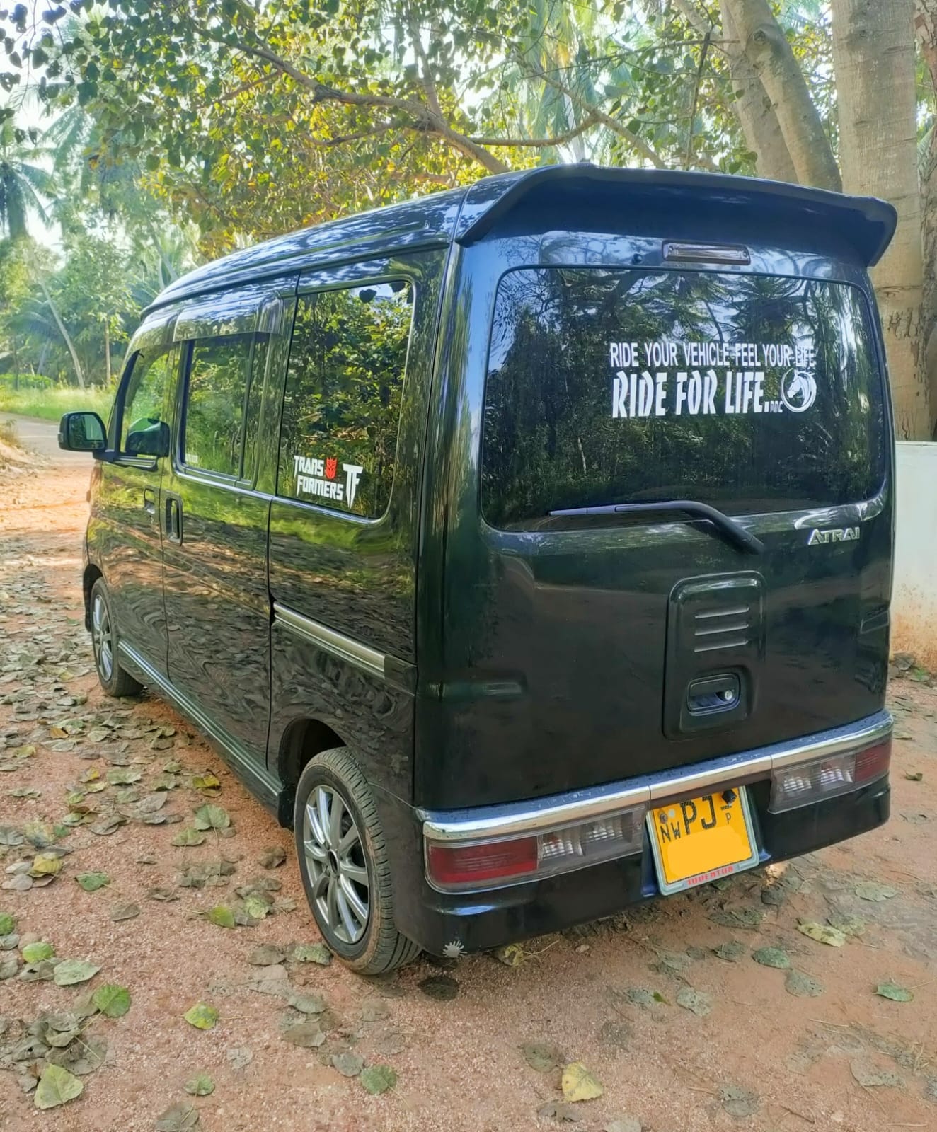 Daihatsu Atrai Wagon 2016