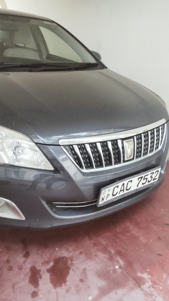 Toyota Premio G Superior 2014