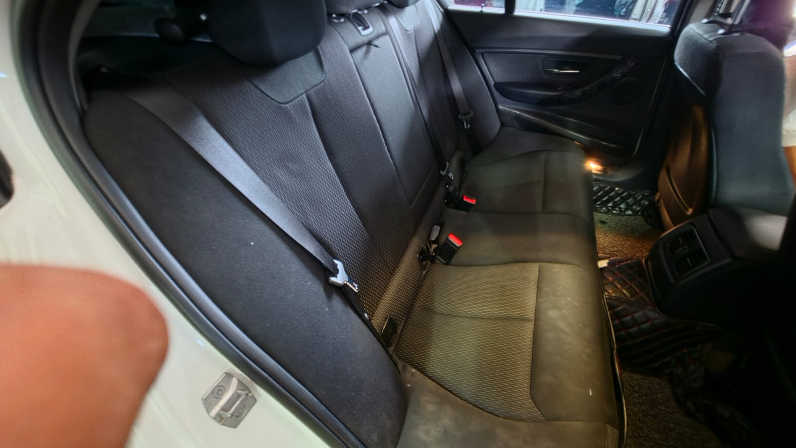 BMW 318i F30 2018