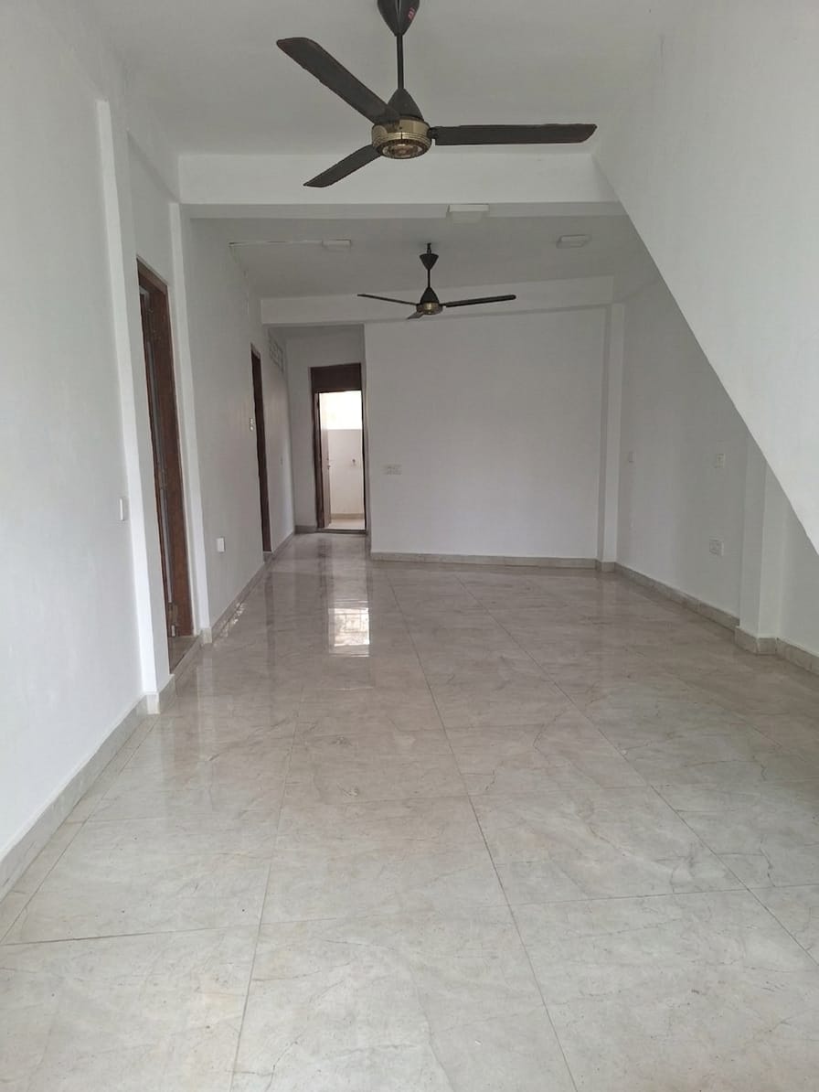 4 Bedroom Home Mt Lavania