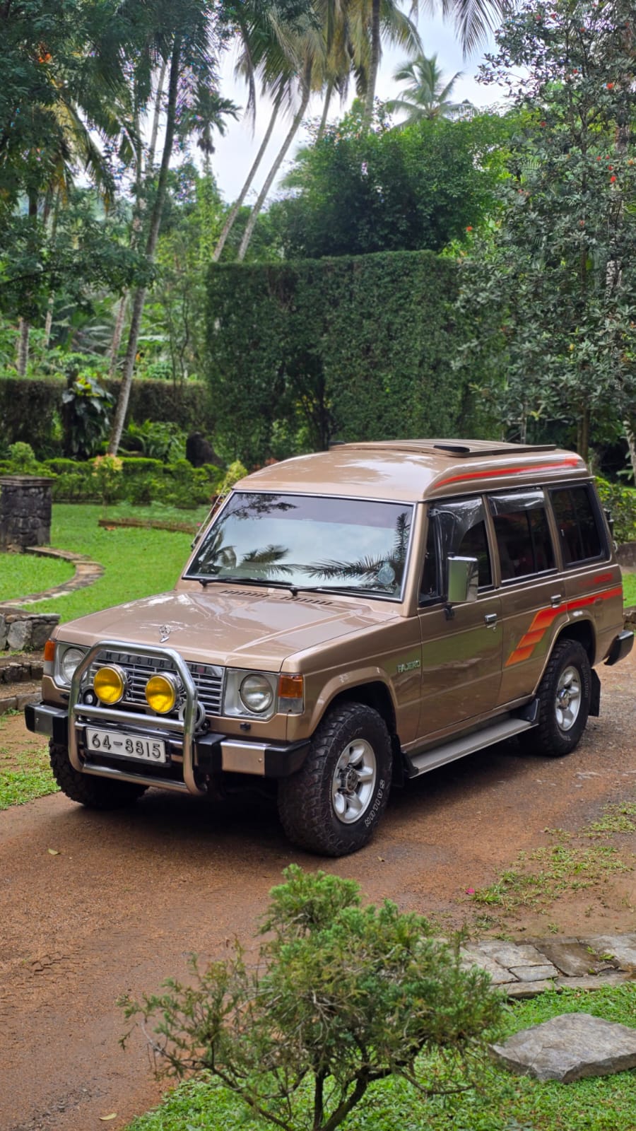 MITSUBISHI PAJERO MK1 1988