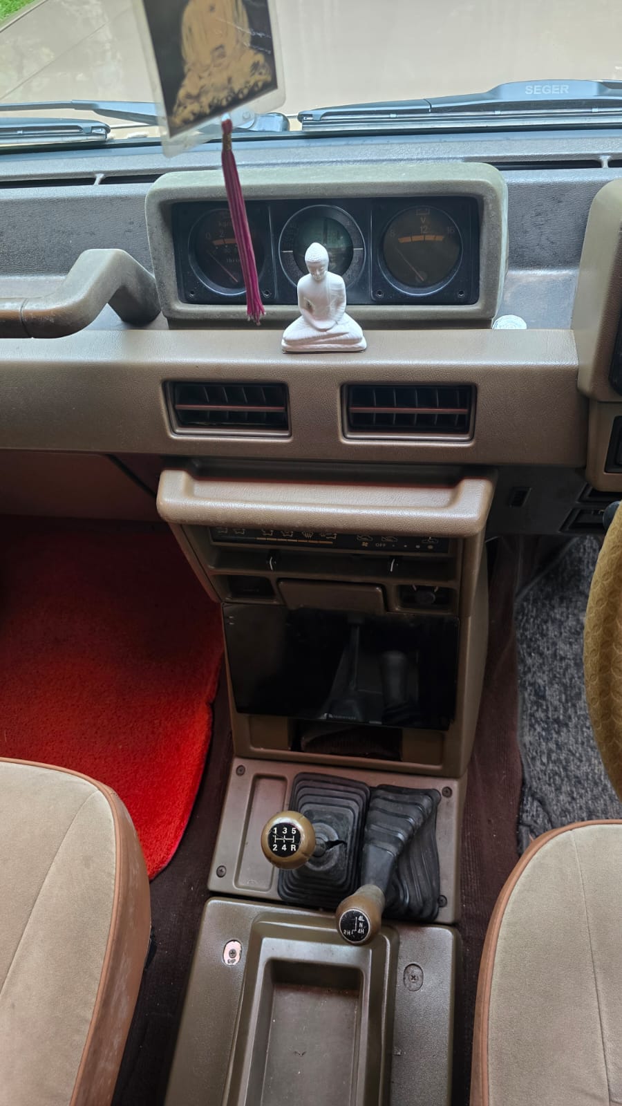MITSUBISHI PAJERO MK1 1988