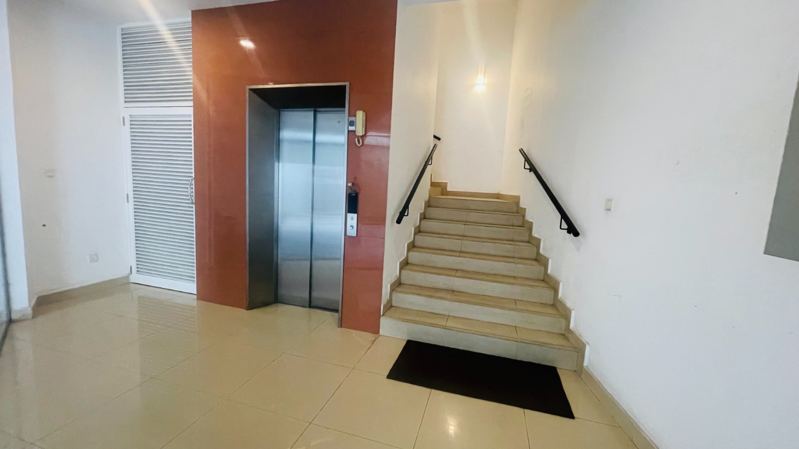 Moden 3-Story Commercial Building For Sale Nugegoda