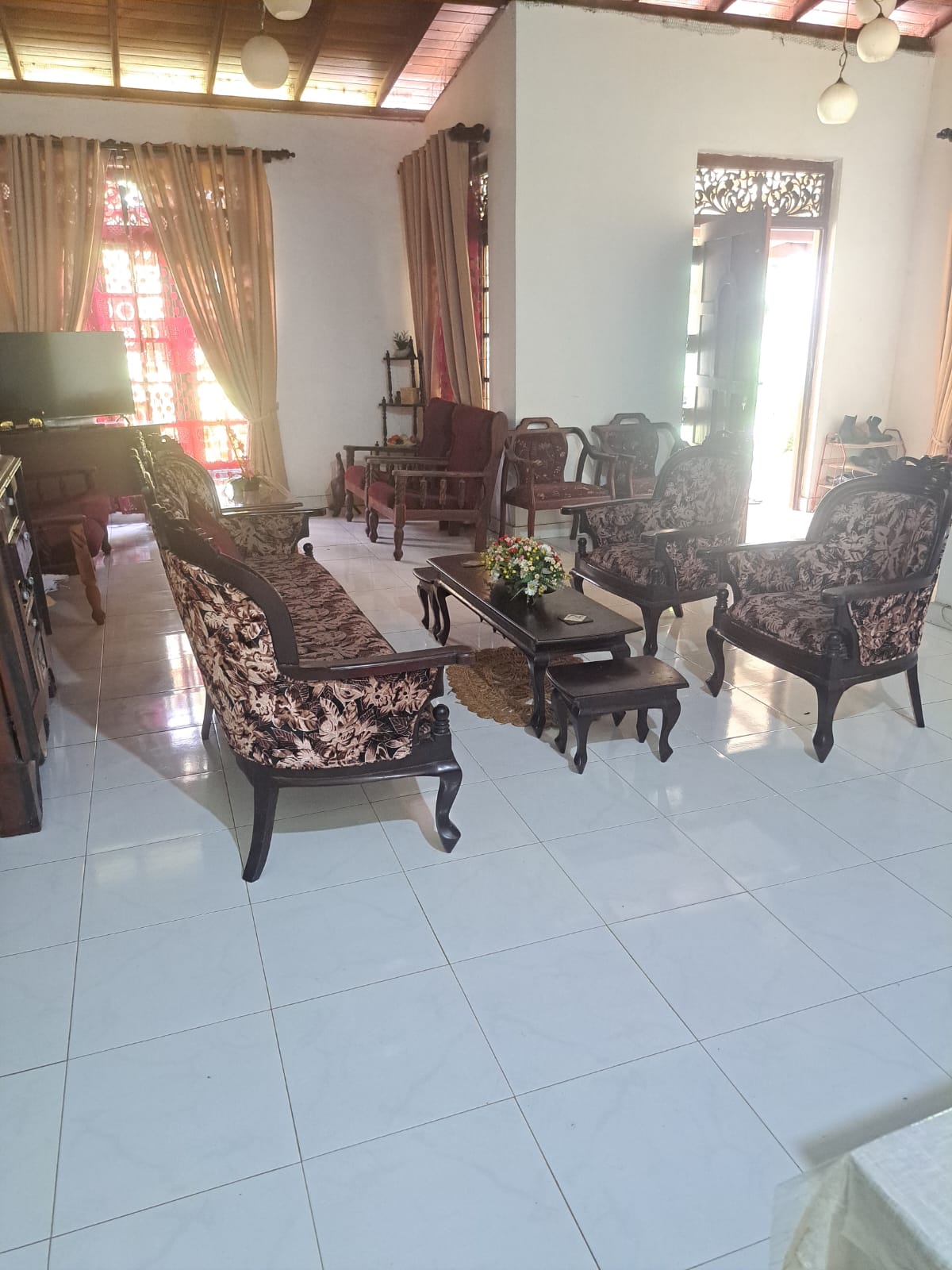 පානදුර, හිරණ නේවාසික පරිසරයක පිහිටි ඉඩම සහ දෙමහල් නිවස වහාම විකිණීමට