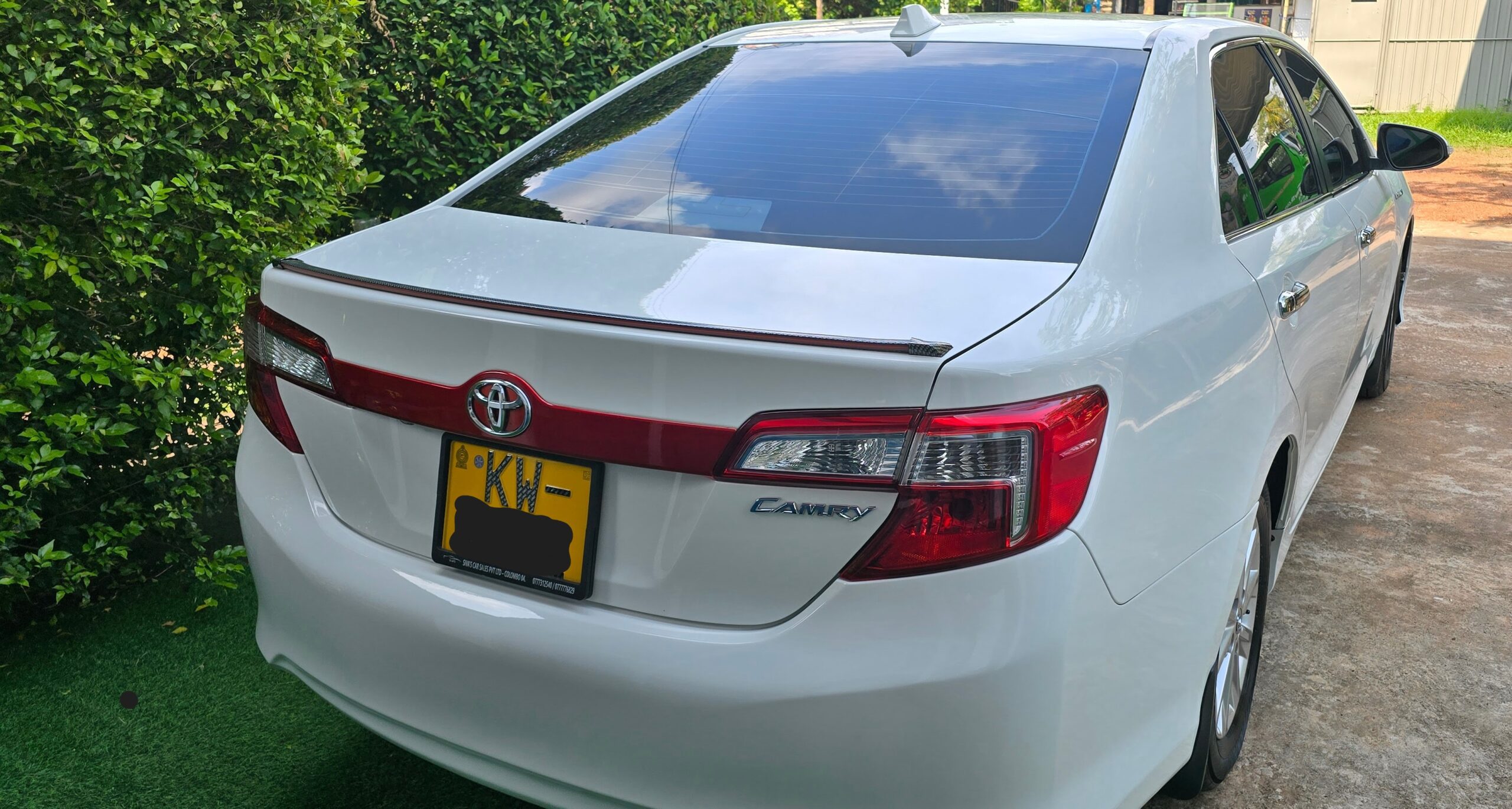 TOYOTA CAMRY AVV50 HYBRID – 2013 FOR SALE