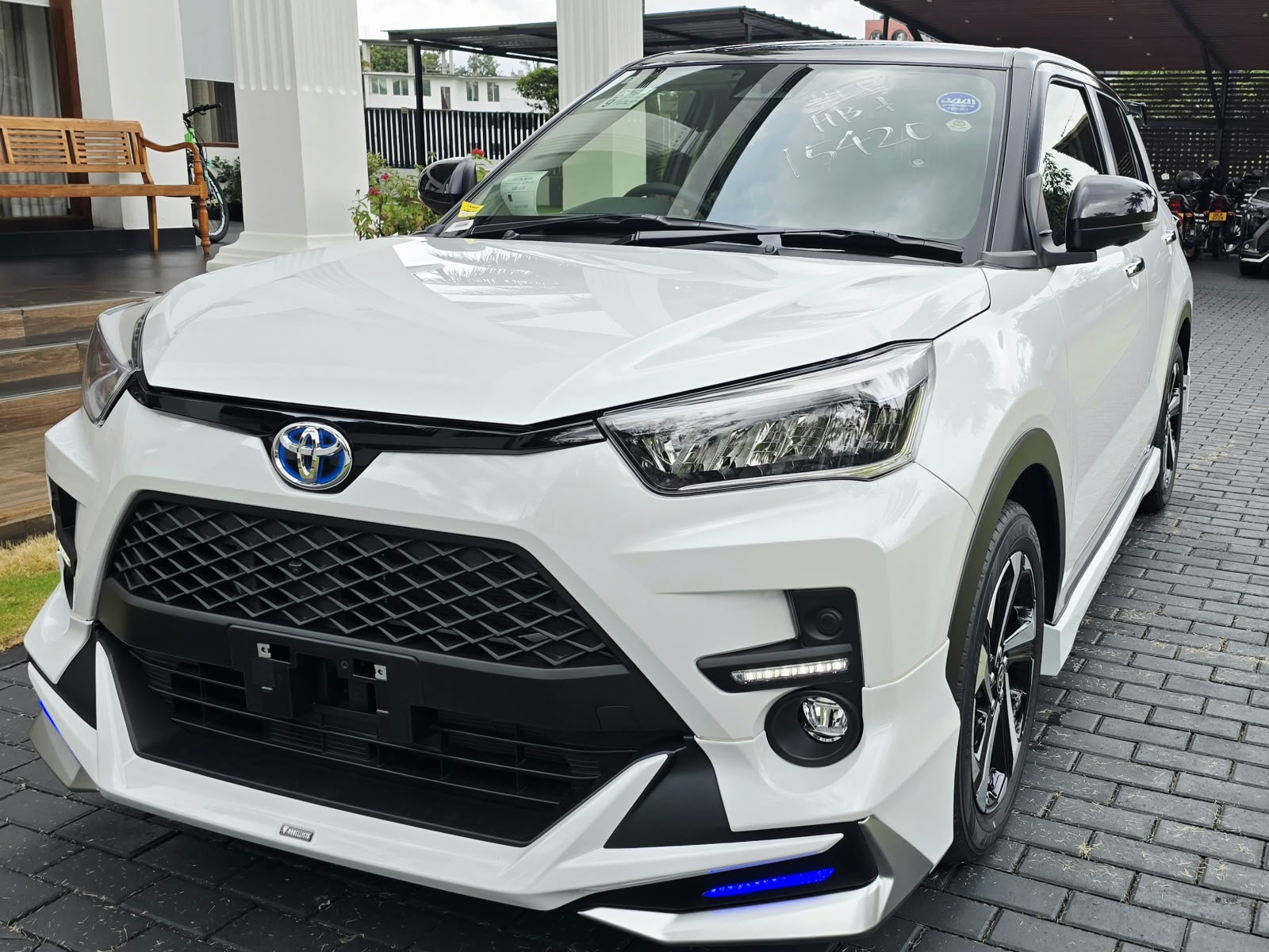 Toyota Raize 2025 – HYBRID Z GRADE