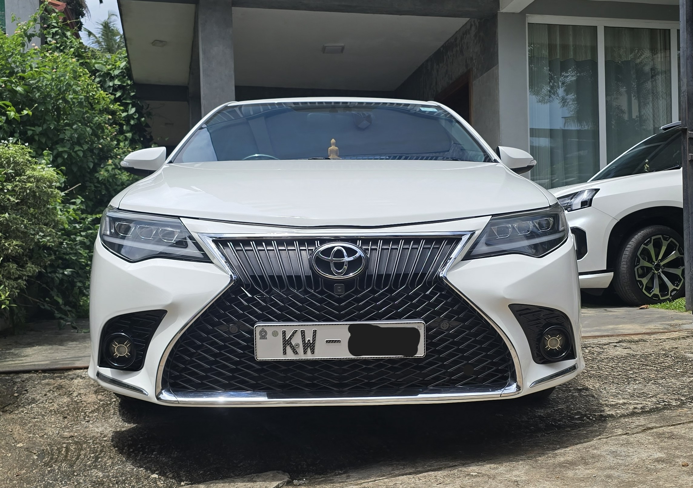 TOYOTA CAMRY AVV50 HYBRID – 2013 FOR SALE
