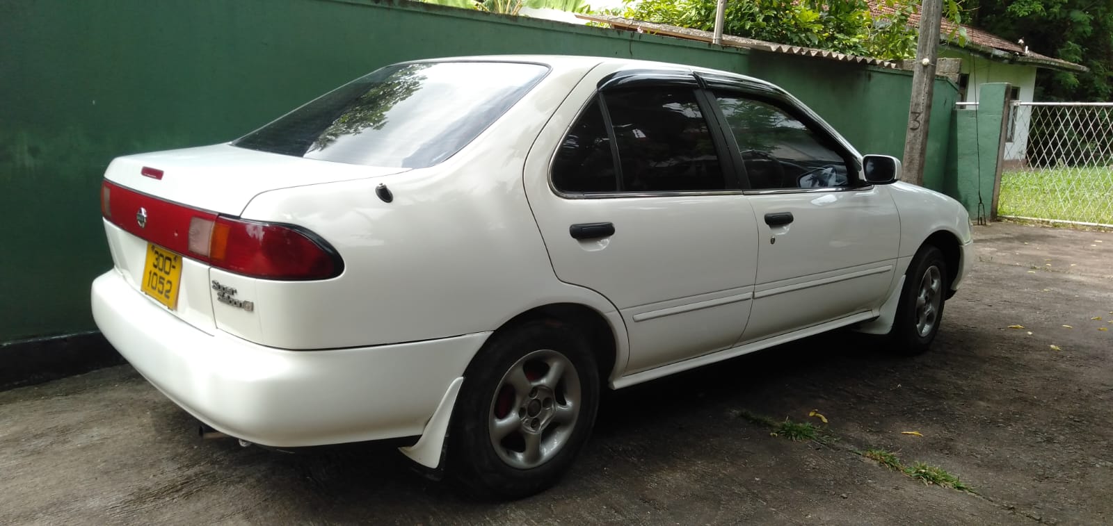 Nissan Sunny FB40 1994