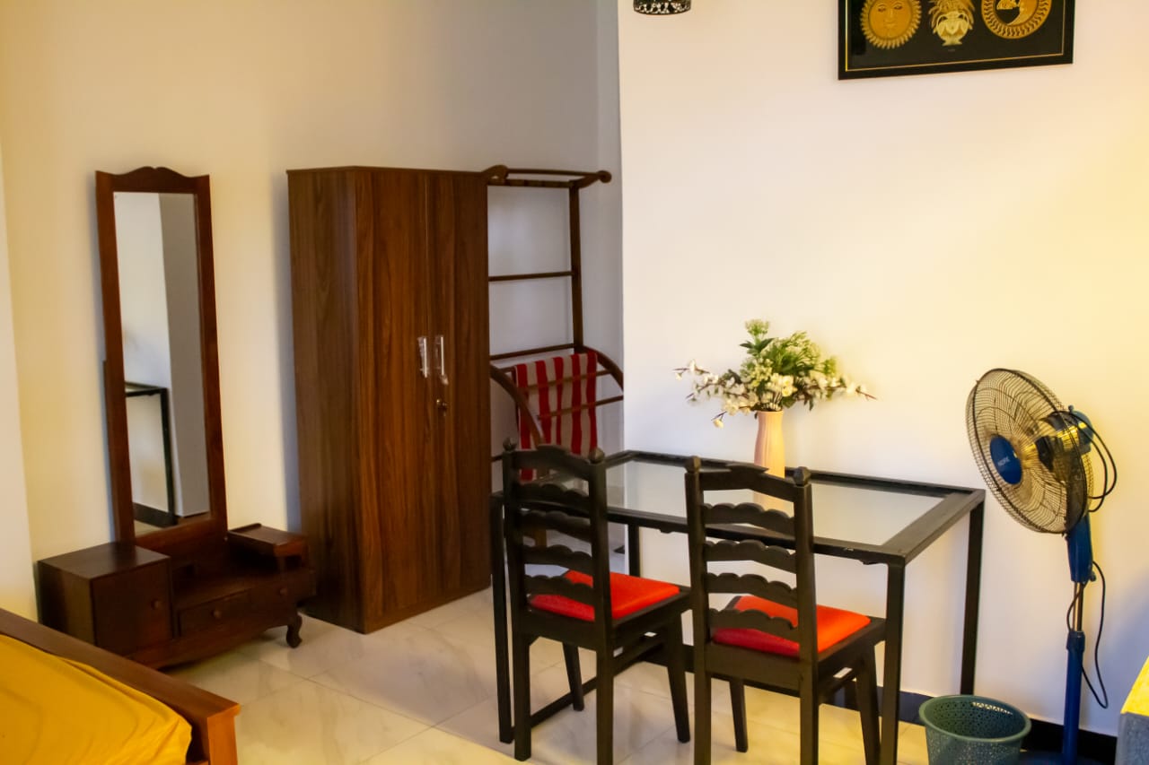 LUXURIOUS 3-STOREY VILLA WITH ROOFTOP RESTAURENT FOR SALE IN WELIGAMA