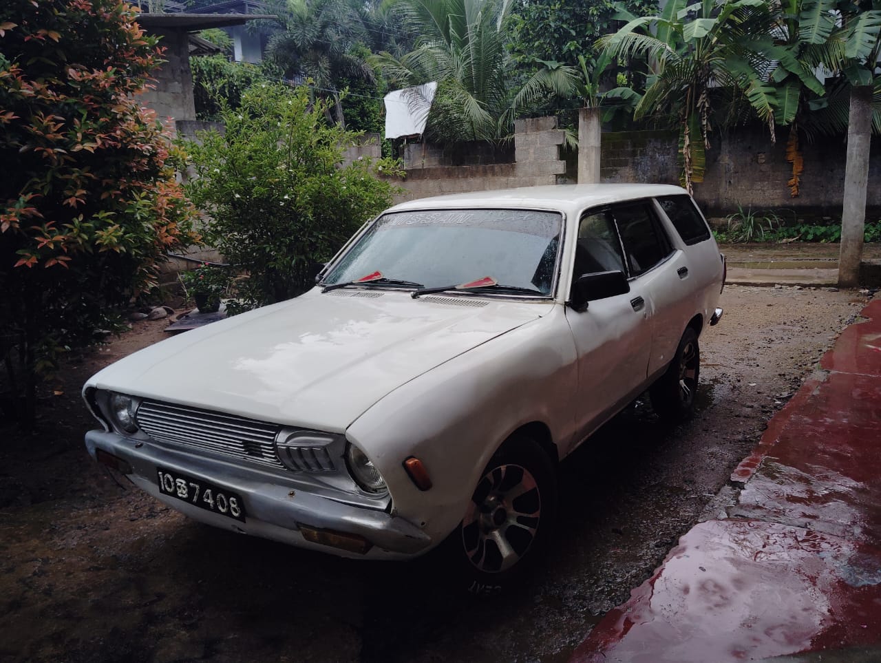 Nissan Sunny 1975
