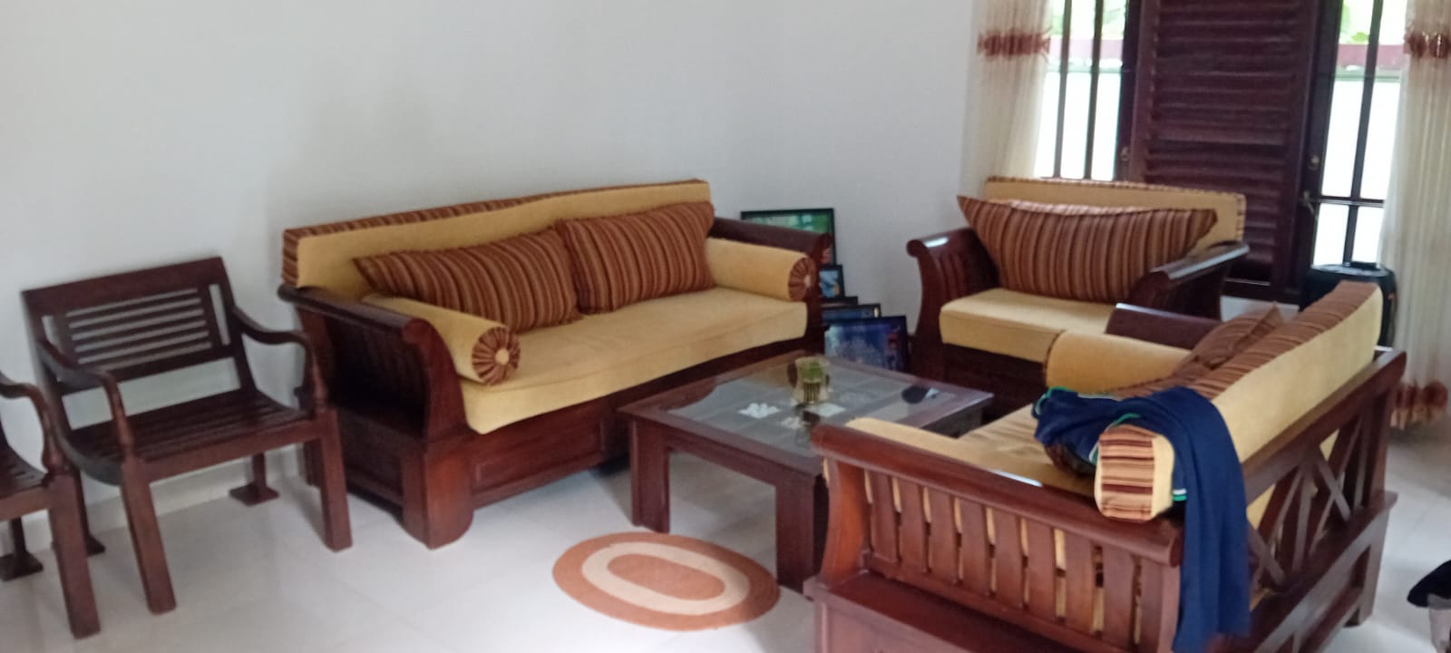 අගලවත්තෙ නිවසක් විකිනිමට