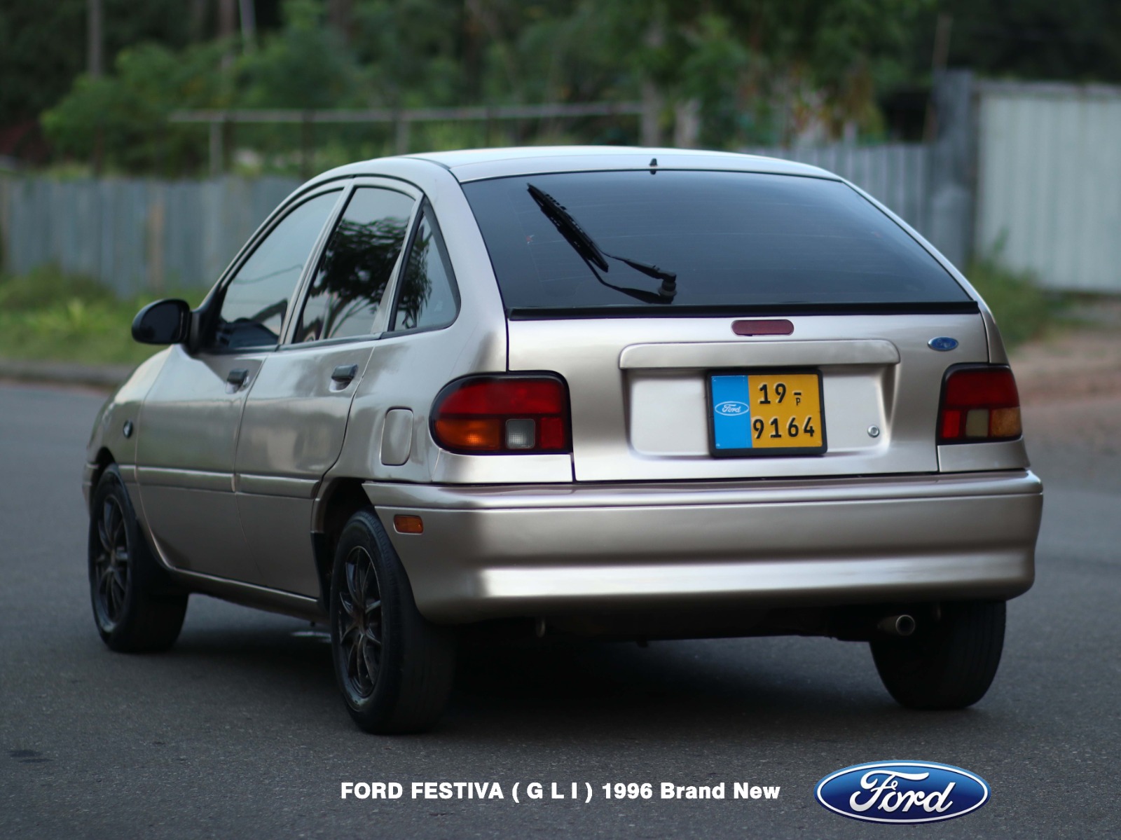 Ford Festiva GLI 1996