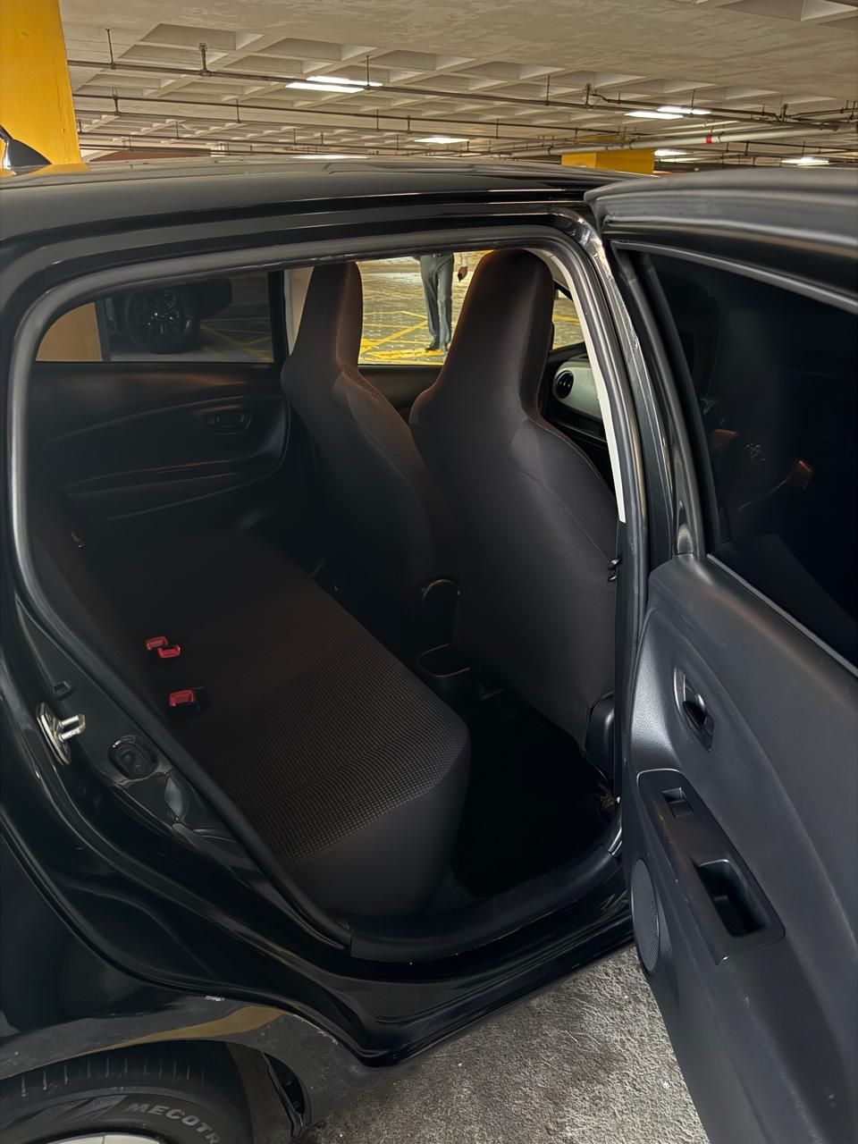 Toyota Vitz 2015
