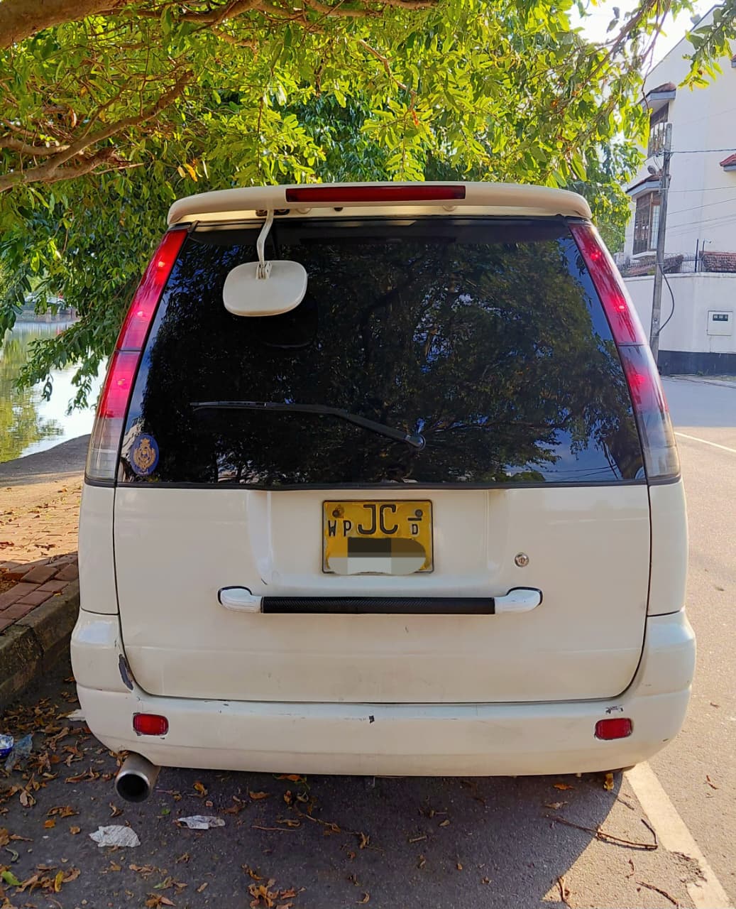 Toyota Noah KR42 2000